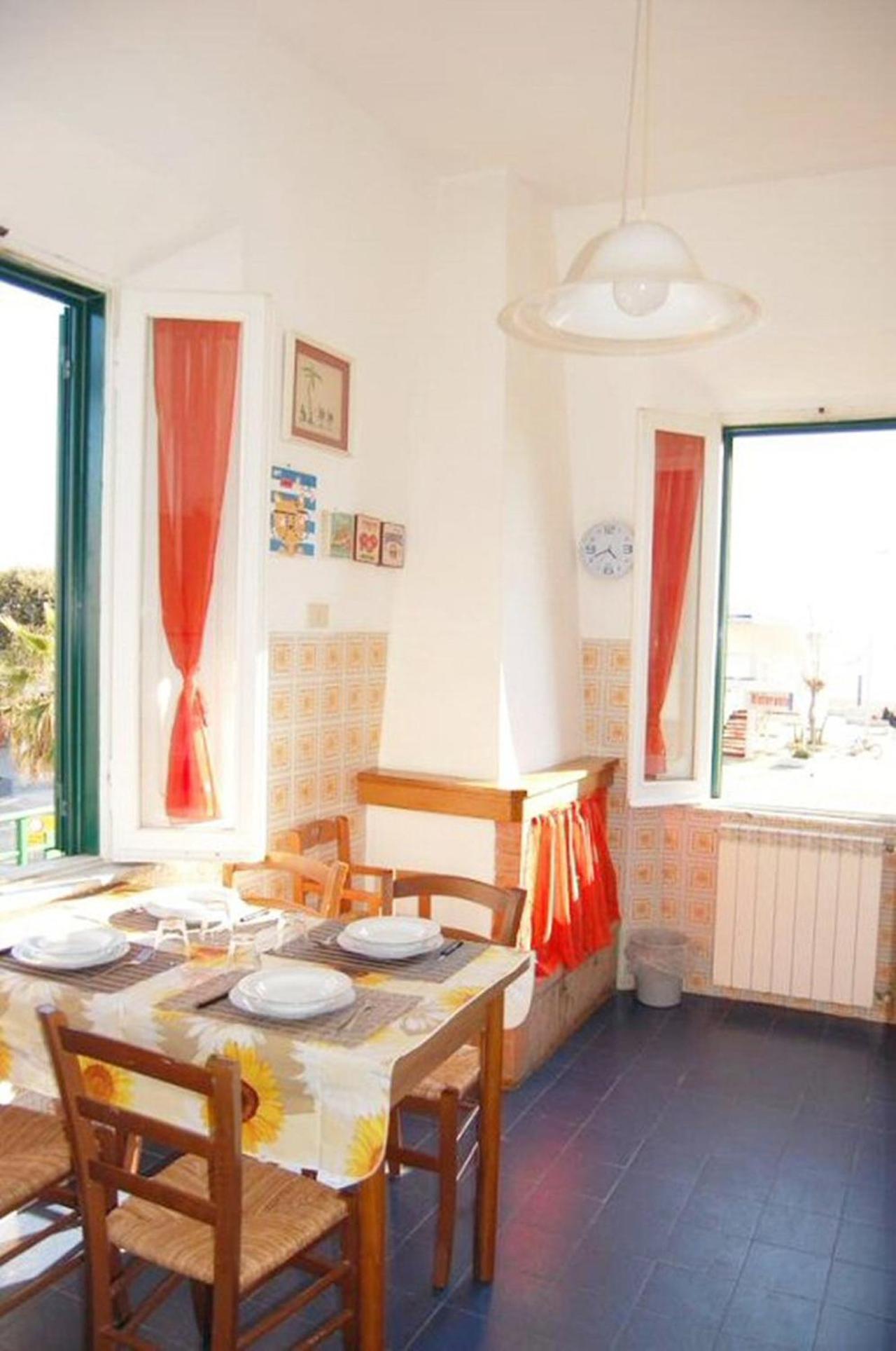 Villino Mirella A By Zoom In Earth Apartment *